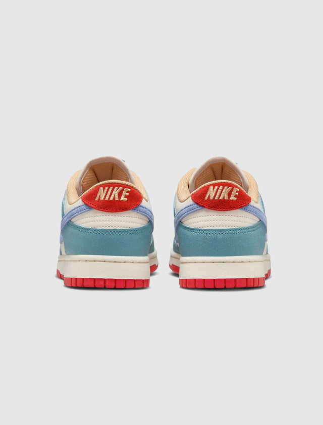 DUNK LOW PREM "PALE IVORY/ ROYAL PULSE/ DENIM TURQUOISE"