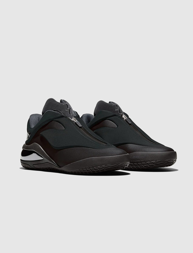 SHAI 001 "CHARM BLACK"