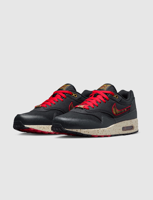 AIR MAX 1 "PIRATES"