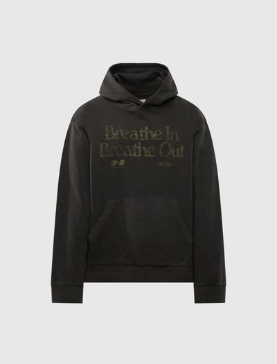 HOODIES & SWEATSHIRTS