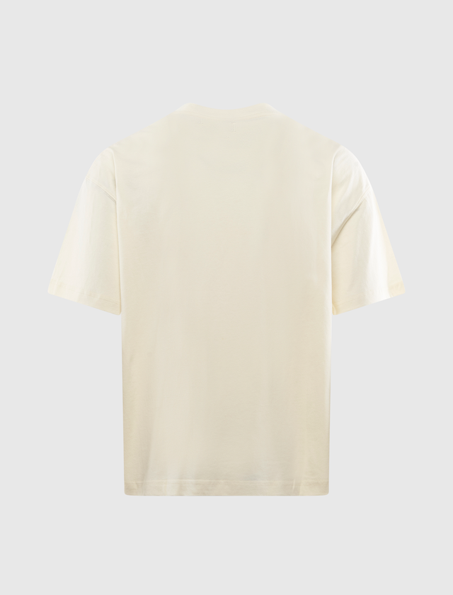DAS LEBEN NEBEN DEM TEE