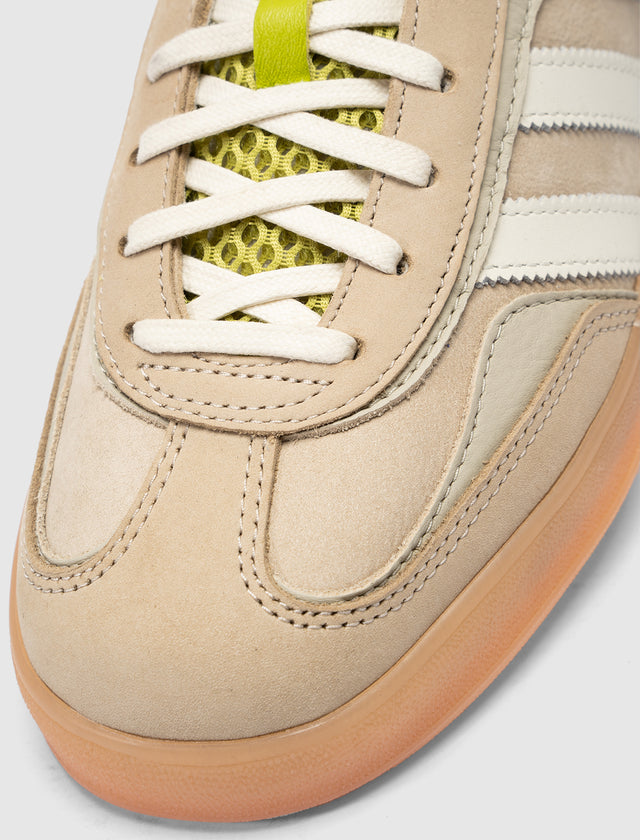 GAZELLE INDOOR
