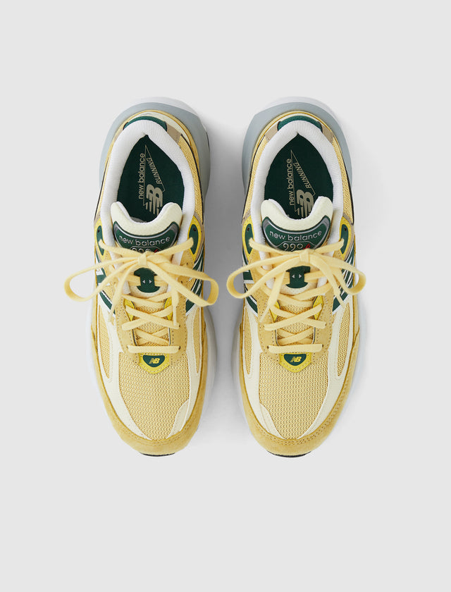 990V6 “ペールイエロー”